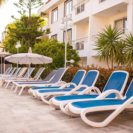 Akalia Resort Hotel & Spa 4* Sidé