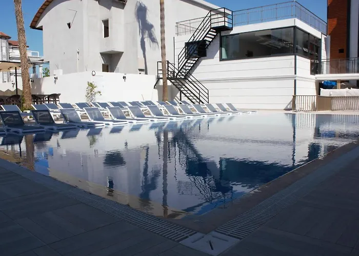 Akalia Resort Hotel & Spa 호텔 시데