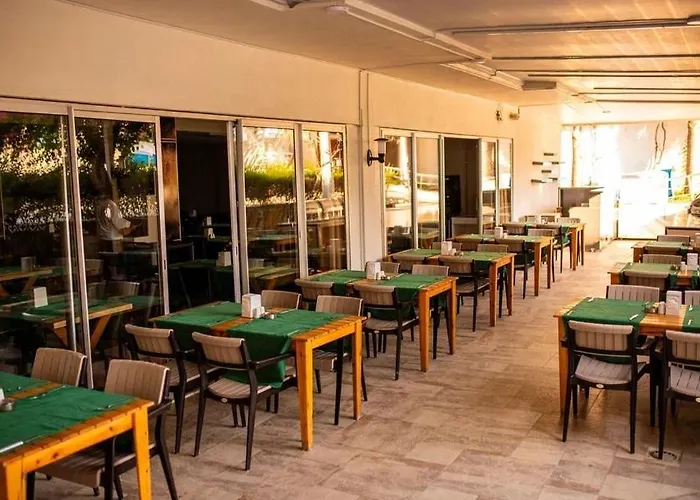 Akalia Resort Hotel & Spa 4*