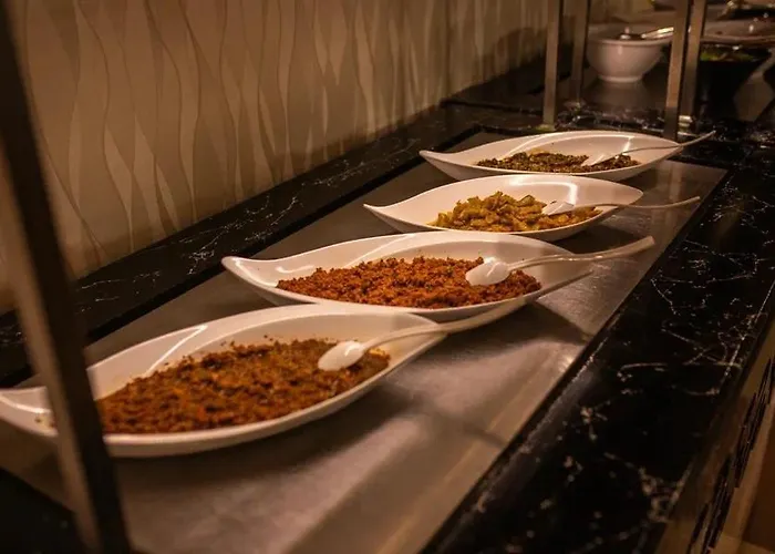 Akalia Resort Hotel & Spa Side